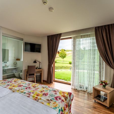 Bed&Breakfast Vinarija Coner Bjelovar Exterior foto