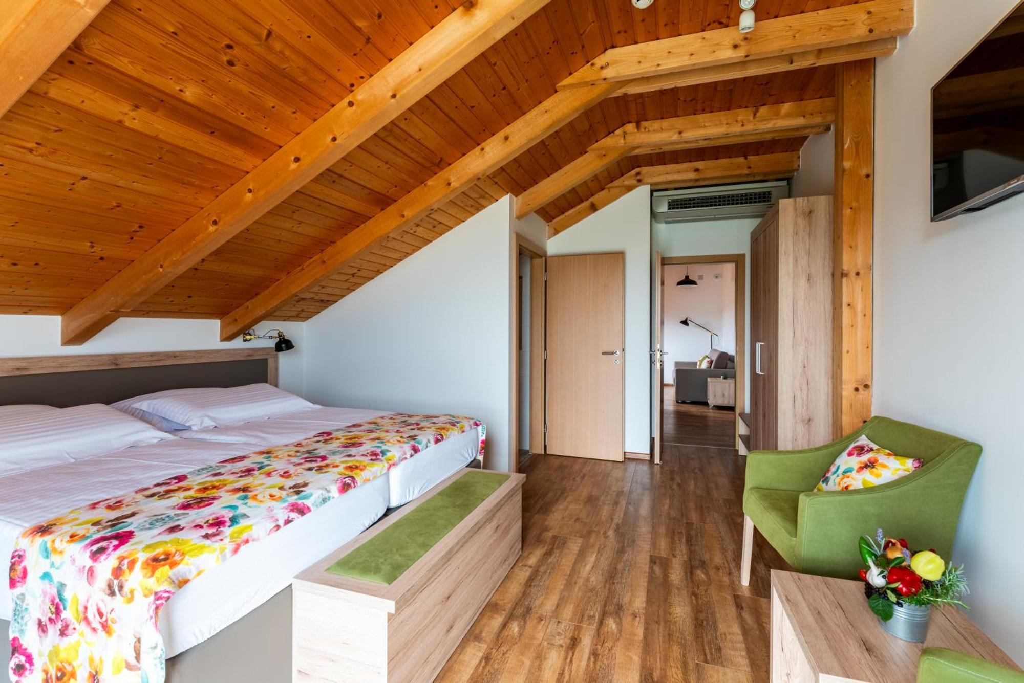 Bed&Breakfast Vinarija Coner Bjelovar Exterior foto